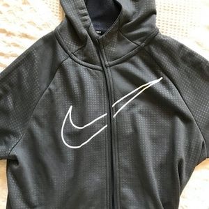 Nike dri fit sweatshirt zipper